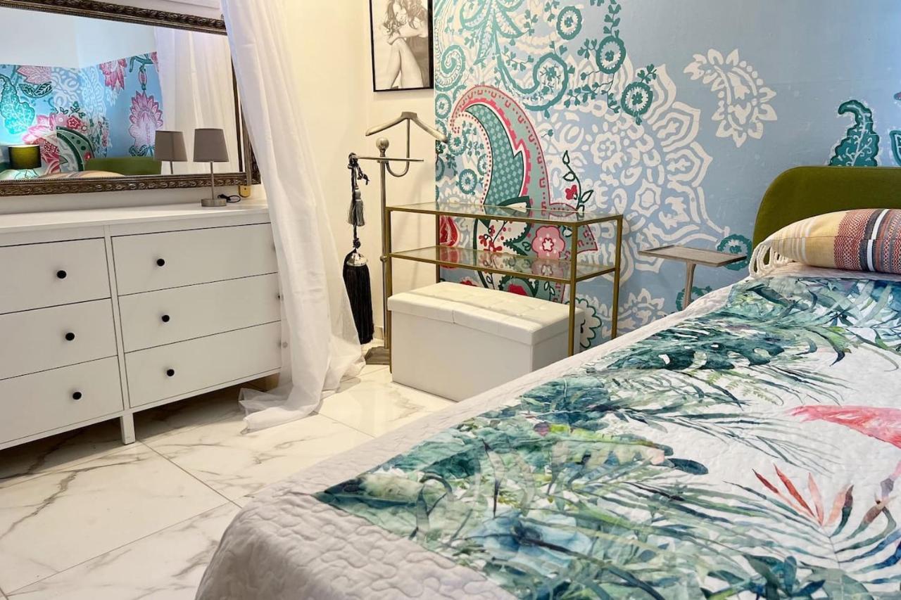 Wohnung Mit Direktem Meerzugang Torvaianica Bagian luar foto